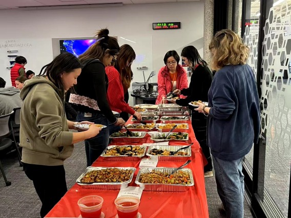 Chinese New Year Celebration 2025 food picture